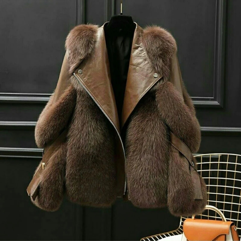 NWOT Faux Fur Jacket with Vegan Leather Accents - Luxury Style